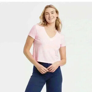 Women's Shrunken Croppe Short Sleeve V-Neck T-Shirt Universal Thread Pink XL